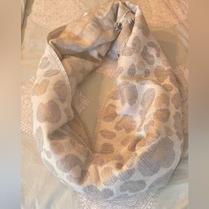 LOFT Animal Print Scarf in Beige and Light Gray